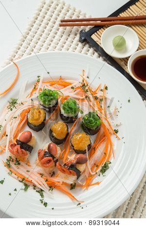 Japanese Tasty Sushi Set