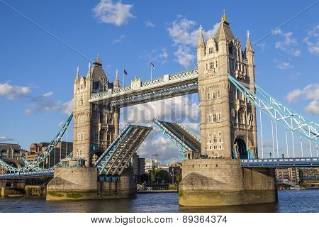 Tower Bridge Open