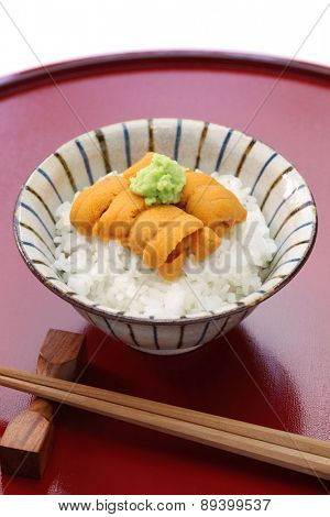 sea urchin roe on rice, japanese food