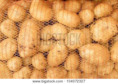 potatoes in net packing