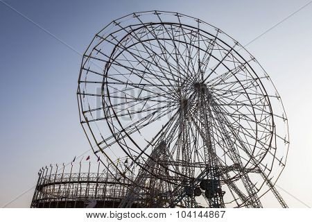 Frame Ferris Wheel