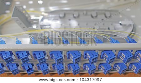 Optical patch panels