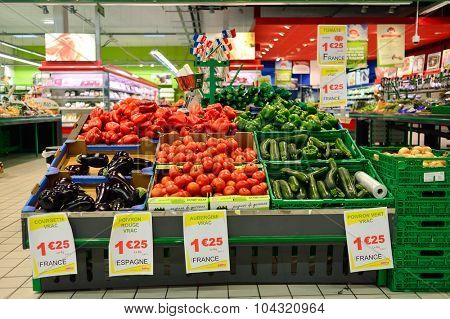 BORDEAUX, FRANCE - AUGUST 13, 2015: Simply Market interior. Simply Market is a brand of French supermarkets formed in 2005. This brand is a new concept to eventually replace Atac supermarkets