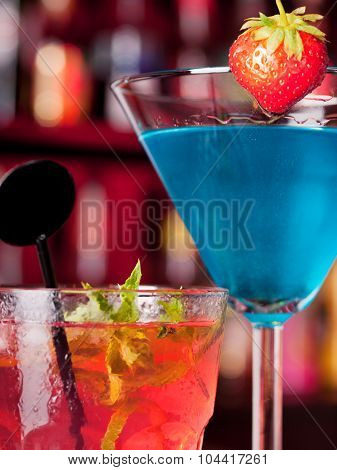 Cocktails Collection - Russian Night And Mai Tai