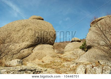Klipper på Ghost Valley, demirji bjerge, Krim, ukraine - berømte vartegn og Natural Reserve