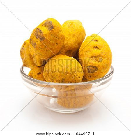 Bowl of Organic Round Turmeric.