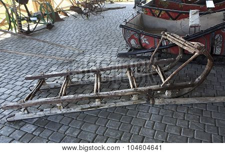 Winter sleigh supply in Peasant Museum