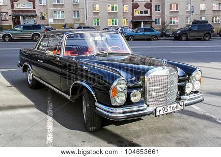 Mercedes-benz W112 300Se