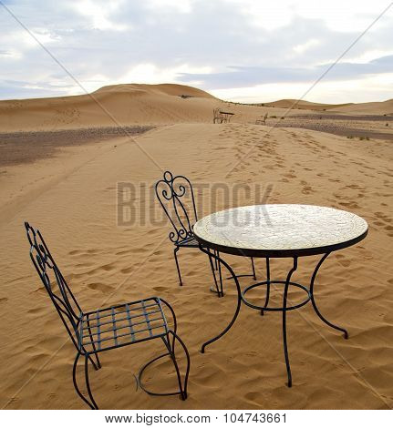 Table And Seat In Desert  Sahara Morocco    Africa Yellow Sand