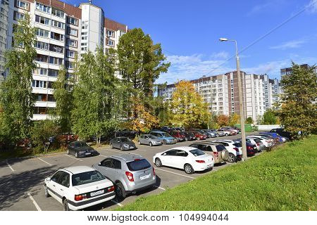 MOSCOW RUSSIA - 19.09.2015. The above-ground car park to Zelenograd in autumn