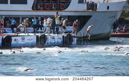 Samsung Bosphorus Cross Continental Swimming Competition 2017