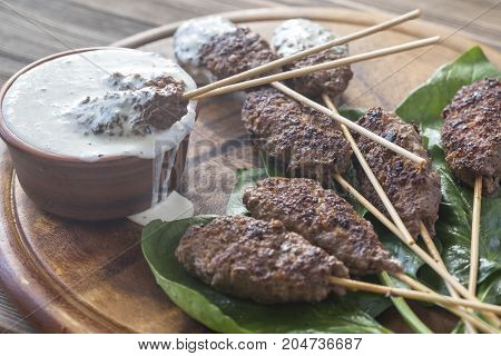 Beef Cabobs With Tzatziki Sauce