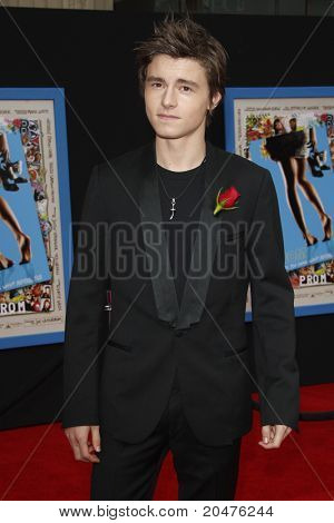 LOS ANGELES - APR 21: Callan McAuliffe érkezik a 