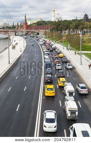 Car Traffic On Moskvoretskaya Embankment In Moscow