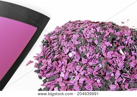 Crushed polypropylene polystyrene. Little polypropylene for secondary use