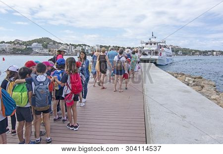 Passengers Sightseeing Tour Boat Pier Mallorca
