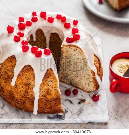 Sliced Lemon Poppy Seed Bundt Cake With Sugar Glaze And Redcurrant, Square
