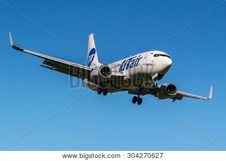Moscow, Russia - May 19, 2019: Aircraft Boeing 737-524(wl) Vp-bxq Of Utair Aviation Landing At Vnuko