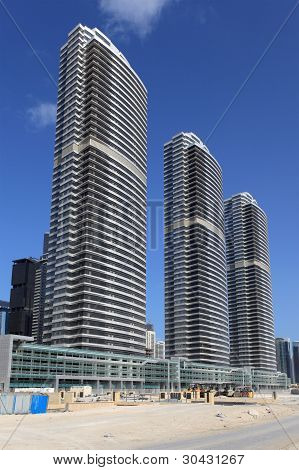 Novos arranha-céus em Dubai
