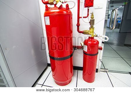 Fm-200 Suppression Systems, Fm200 Gas Flooding System, Gas Suppression System In Data Center Room