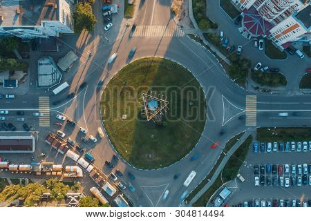 Aerial 4k Top View Of Traffic In A Circle
