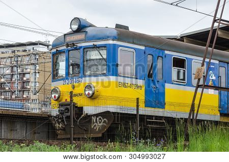 Gdynia, Pomerania Region / Poland - 2019: Passenger Train At The Platform Of The Railway Station