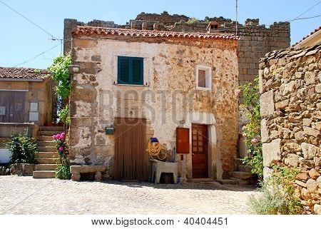 House(Portugal) ชนบทหินเก่า