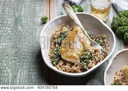 Chicken, Quinoa And Cale With Wine Sauce