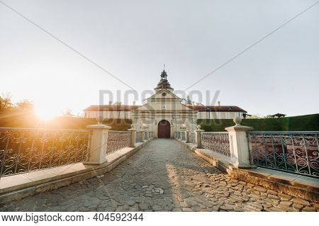 Medieval Castle In Nesvizh, Minsk Region, Belarus.nesvizh Castle