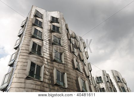 Moderni arkkitehtuuri