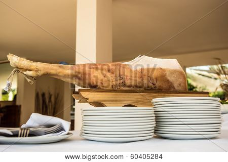 Chef Slices Serrano Ham. Jamon Serrano. Typical Spanish Delicatessen (prosciutto)