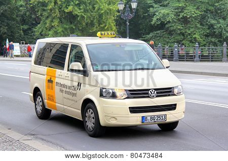 Volkswagen Caravelle