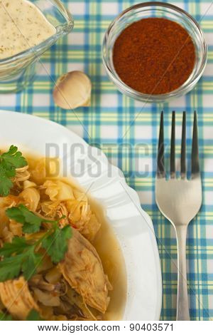 Chicken with cabbage