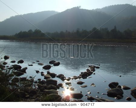 Dağ Nehri