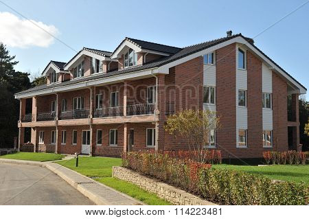 Country-storey residential block  brick houses