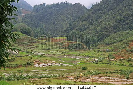view of village CatCat with rice terraces