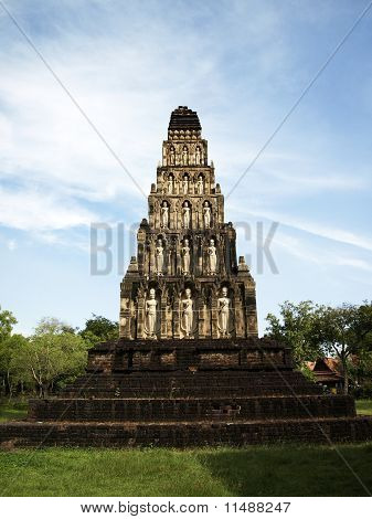Neliön pagoda