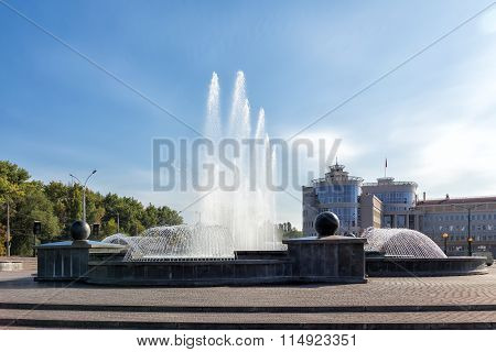 Fountain in square of Peter the Great. Lipetsk