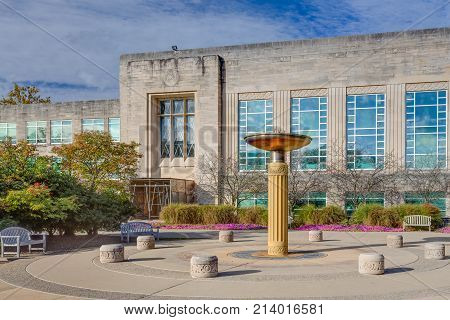 Bess Meshulam Simon Music Library And Recital Center