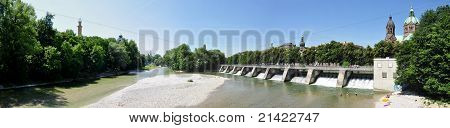 Isar-Fluss in München, Deutschland,