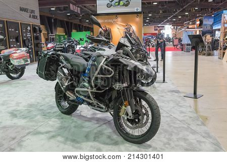 Bmw R1200 On Display