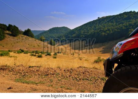 빨강 쿼드 Koritnik