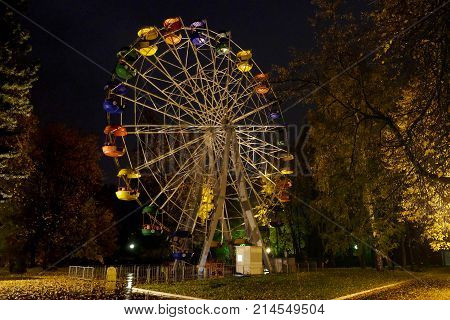 PENZA RUSSIA - OCTOBER 15 2017: Ferris wheel at night in the city park of Penza