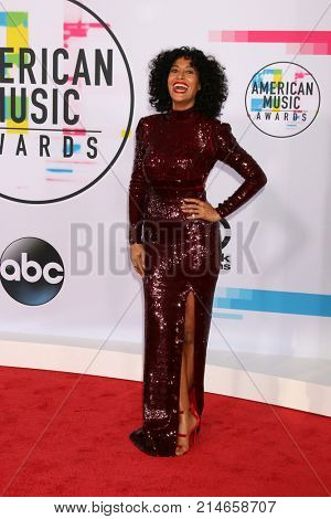 LOS ANGELES - NOV 19:  Tracee Ellis Ross at the American Music Awards 2017 at Microsoft Theater    on November 19, 2017 in Los Angeles, CA
