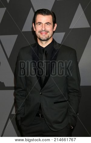 LOS ANGELES - NOV 11:  Claes Bang at the AMPAS 9th Annual Governors Awards at Dolby Ballroom on November 11, 2017 in Los Angeles, CA