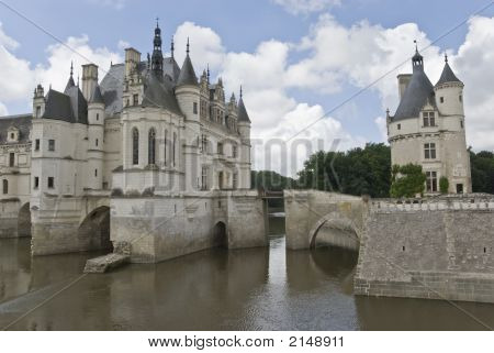 샤 또 반듯한, 프랑스