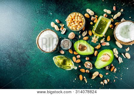 Healthy Vegan Fat Food Sources, Omega3, Omega6 Ingredients - Almond, Pecan, Hazelnuts, Walnuts, Oliv