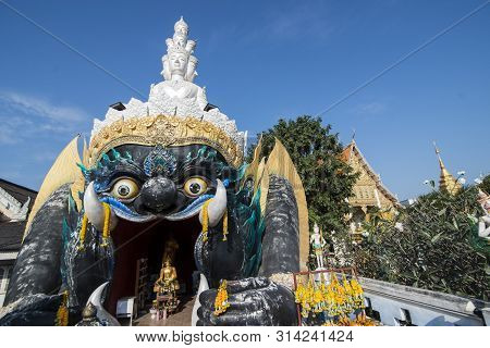 Thailand Phrae Wat Thai Temple