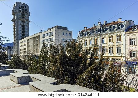Shumen, Bulgaria - April 10, 2017: Central Pedestrian Street Bul. Slavyanski In City Of Shumen, Bulg