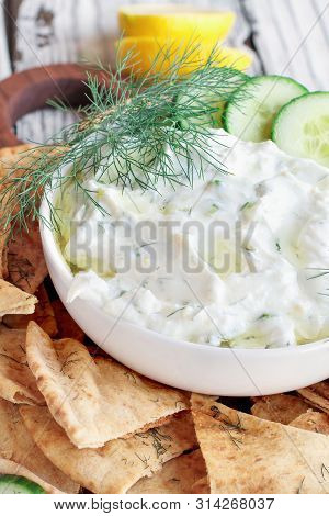 Greek Tzatziki Dip And Za'atar Pita